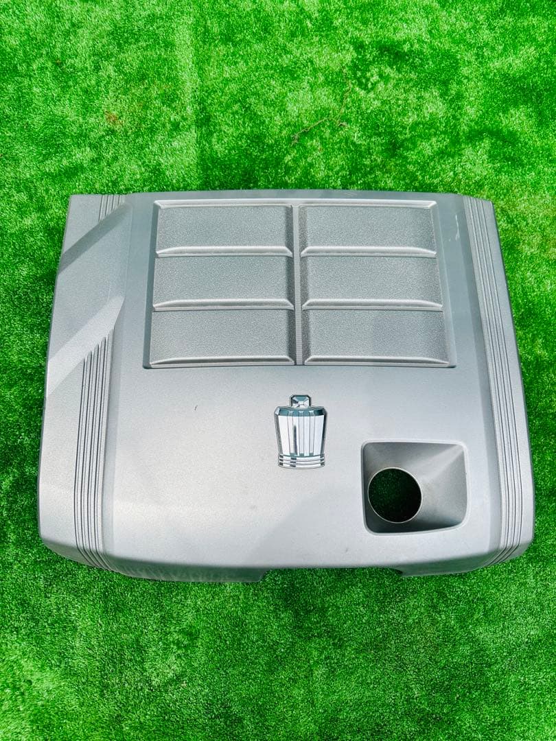 クラウンGRS204/GRS202/GRS200 エンジンカバー