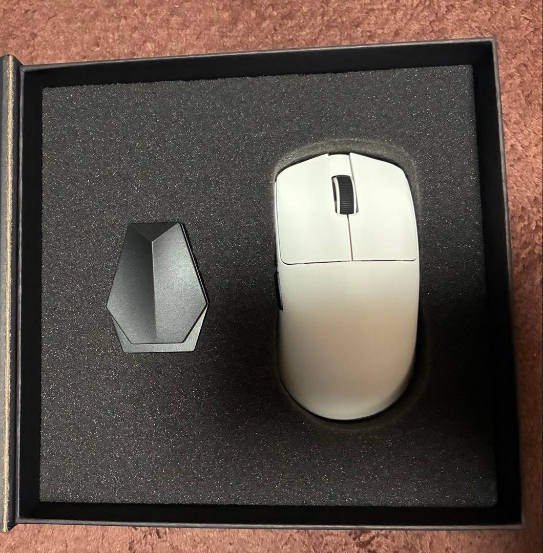 ATK Blazing Sky F1 Ultimate ホワイト