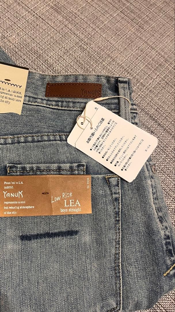 【新品タグ付き】 YANUK Low Rise ボーイズストレートLEA 26