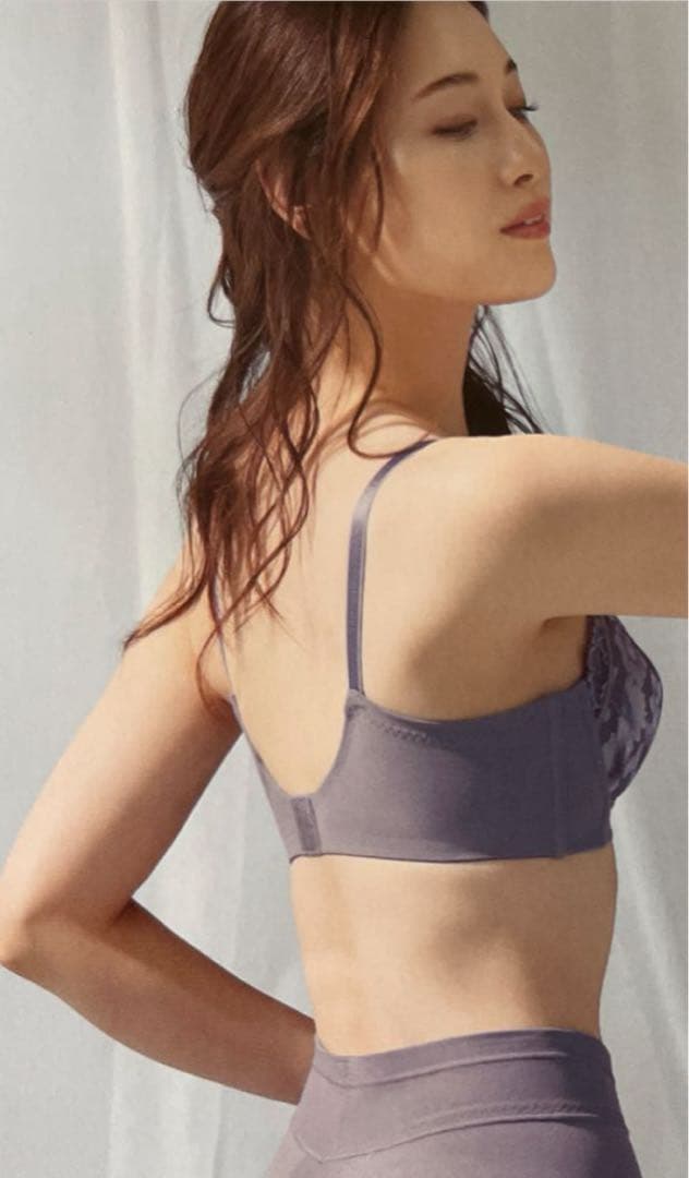 thanks.　シャルレ　ミライ　ブラ　F80 ＆　ショーツ　L