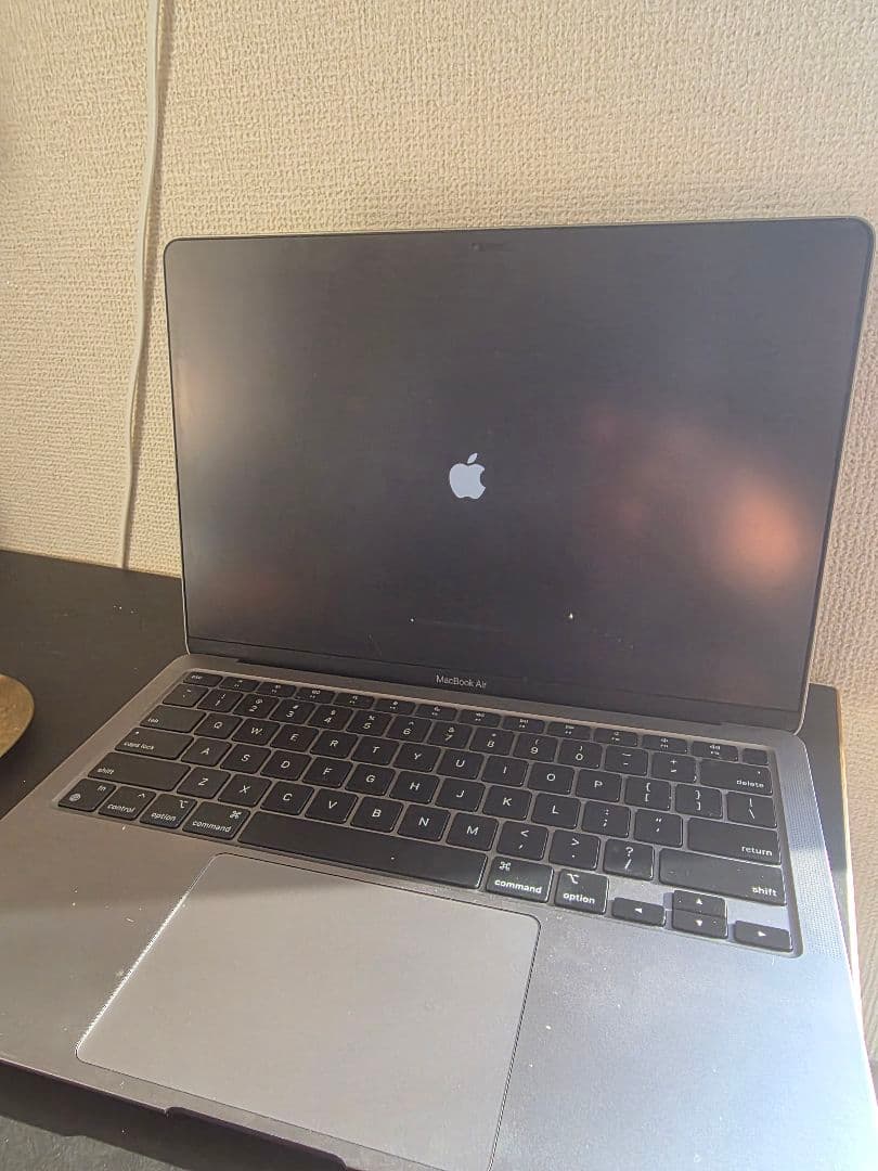 MacBook Air M1チップ13インチ　スペースグレイ