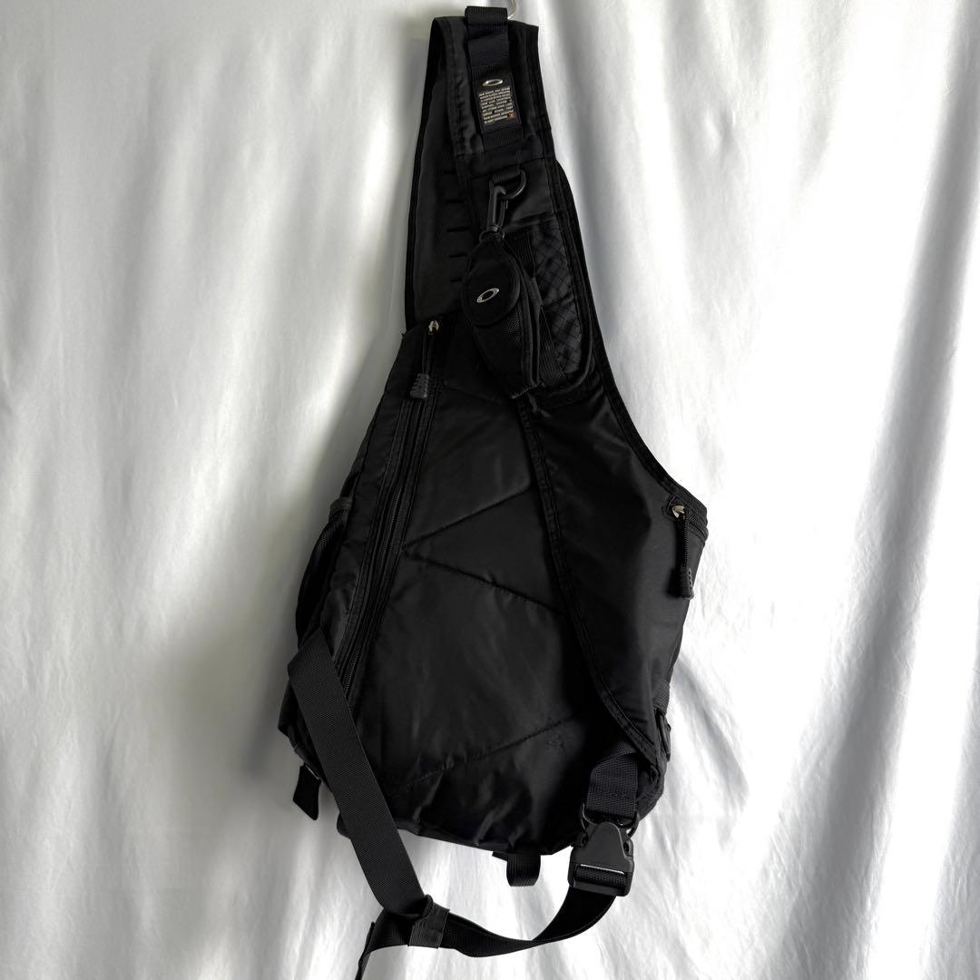 00s OAKLEY ナイロン スリング バッグ ブラック 黒 ワン ショルダー