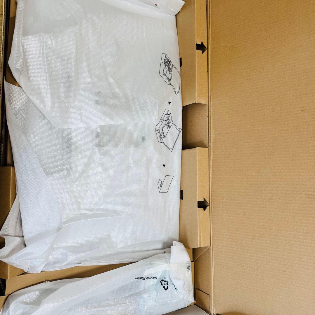 ディスプレイ・モニター本体 dell S2722QC