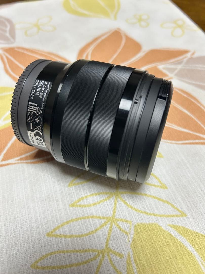 SONY Eマウント 10-18mm F4 OSS