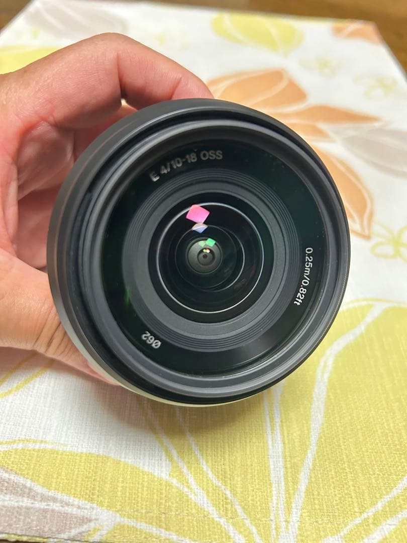 SONY Eマウント 10-18mm F4 OSS
