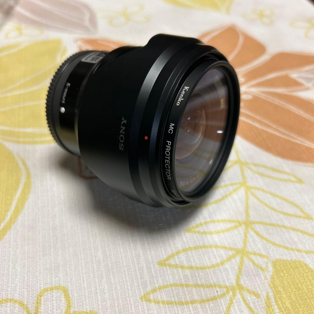 SONY Eマウント 10-18mm F4 OSS