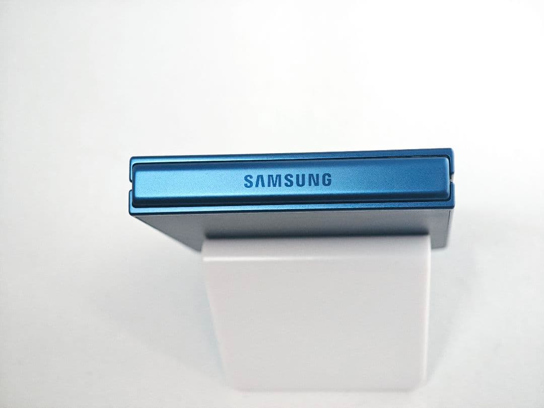 【Aランク】Galaxy Z Flip7 ブルーシャドウ 256GB 韓国版
