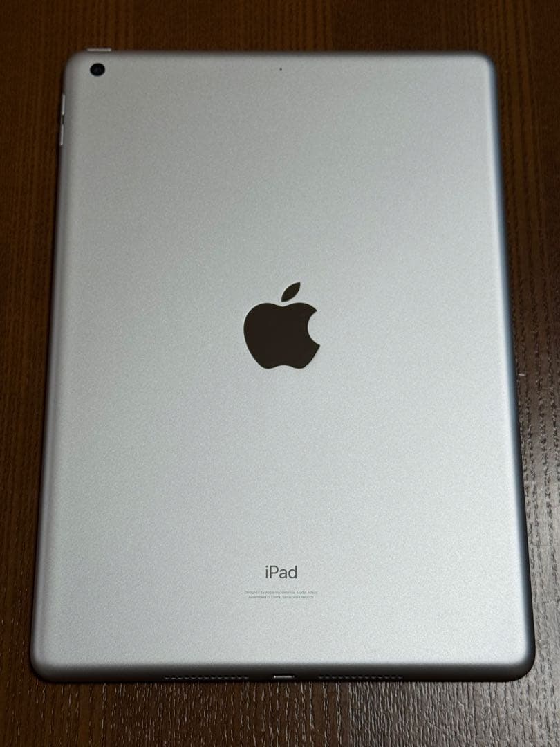Apple iPad 第9世代 64GB Wi-Fiモデル シルバー