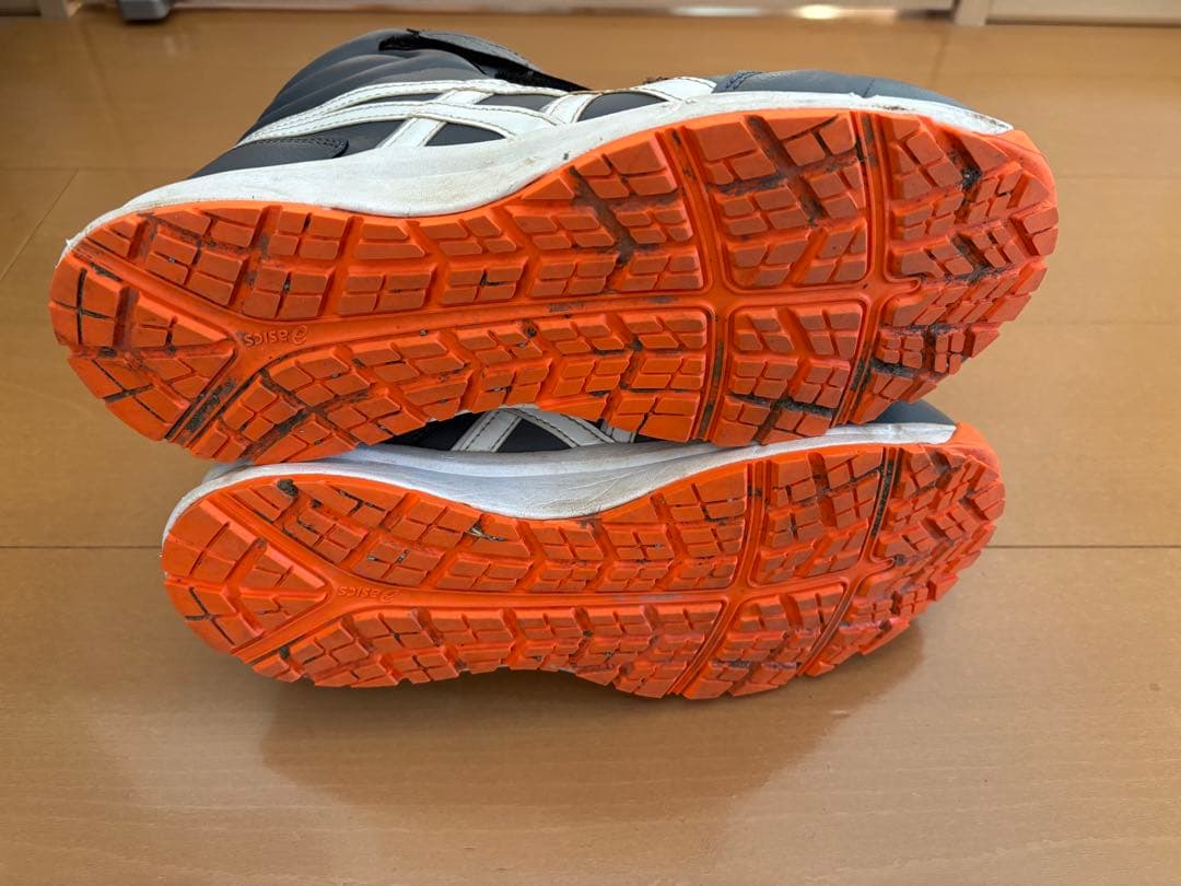 asics グレー/オレンジ ハイカット安全靴
