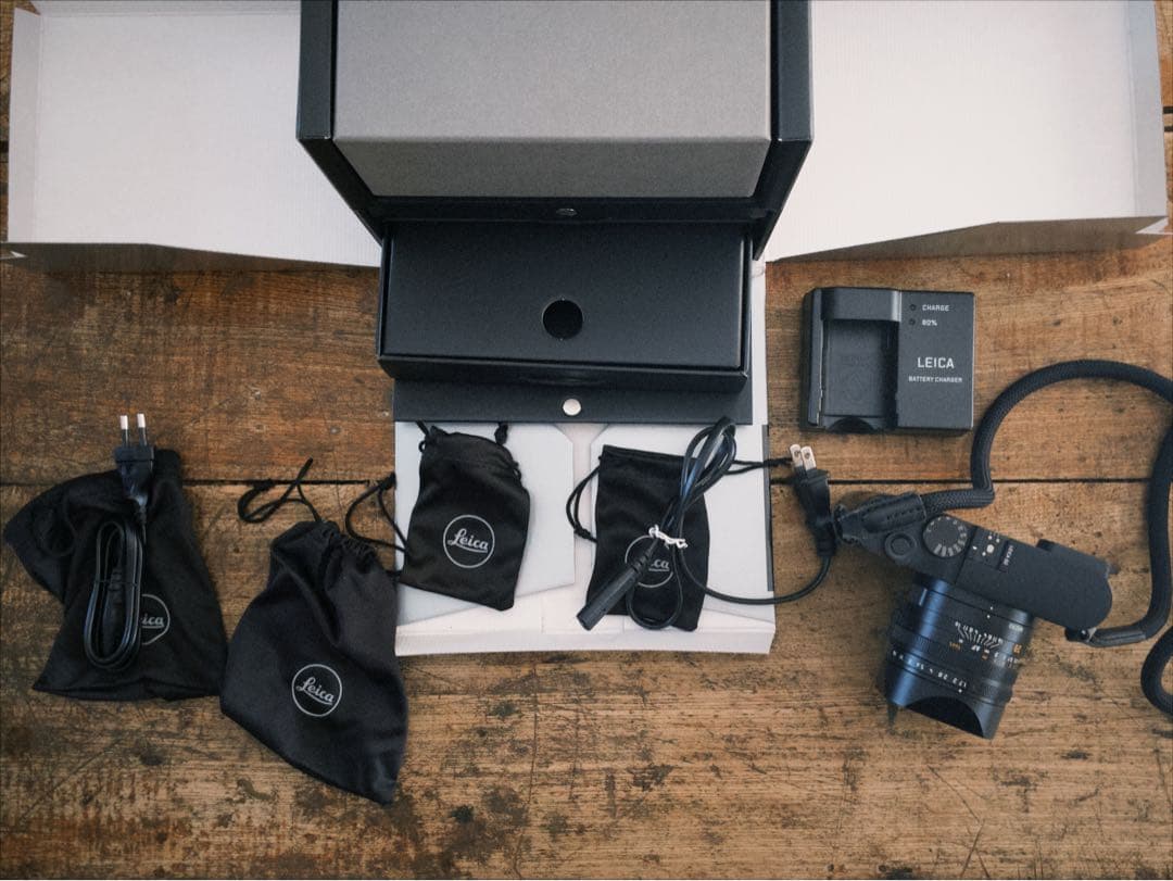 デジタルカメラ leica Q2