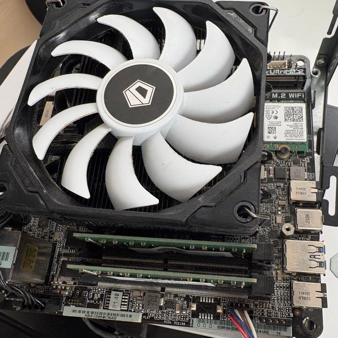 ASRock X300 (DDR4 16GB, CPU付き)