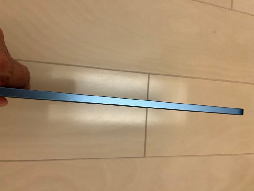 iPadAir第5世代 iOS15.6.1 WiFiモデル64GB ブルー 箱付