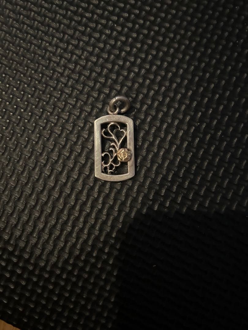 値下げしました！ファーストアローズ　ネックレストップ　K18 シルバー