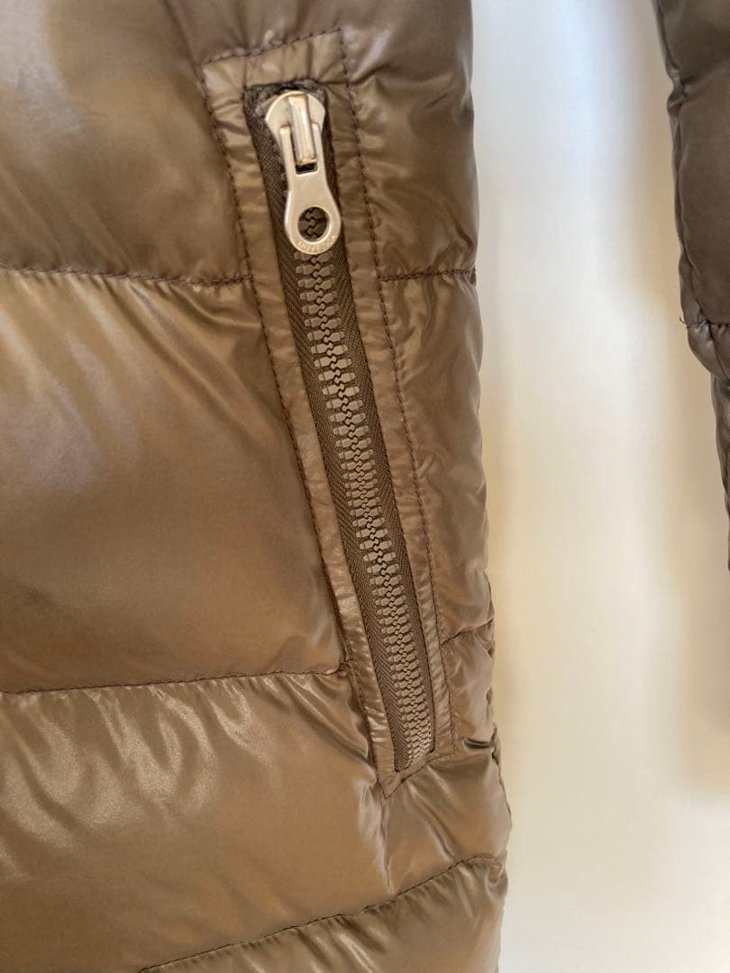 DUVETICA ファー付きダウンジャケット 40