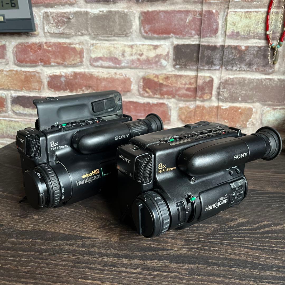 SONY Handycam 8 ハンディカム　2台とパーツ　ビデオカメラ