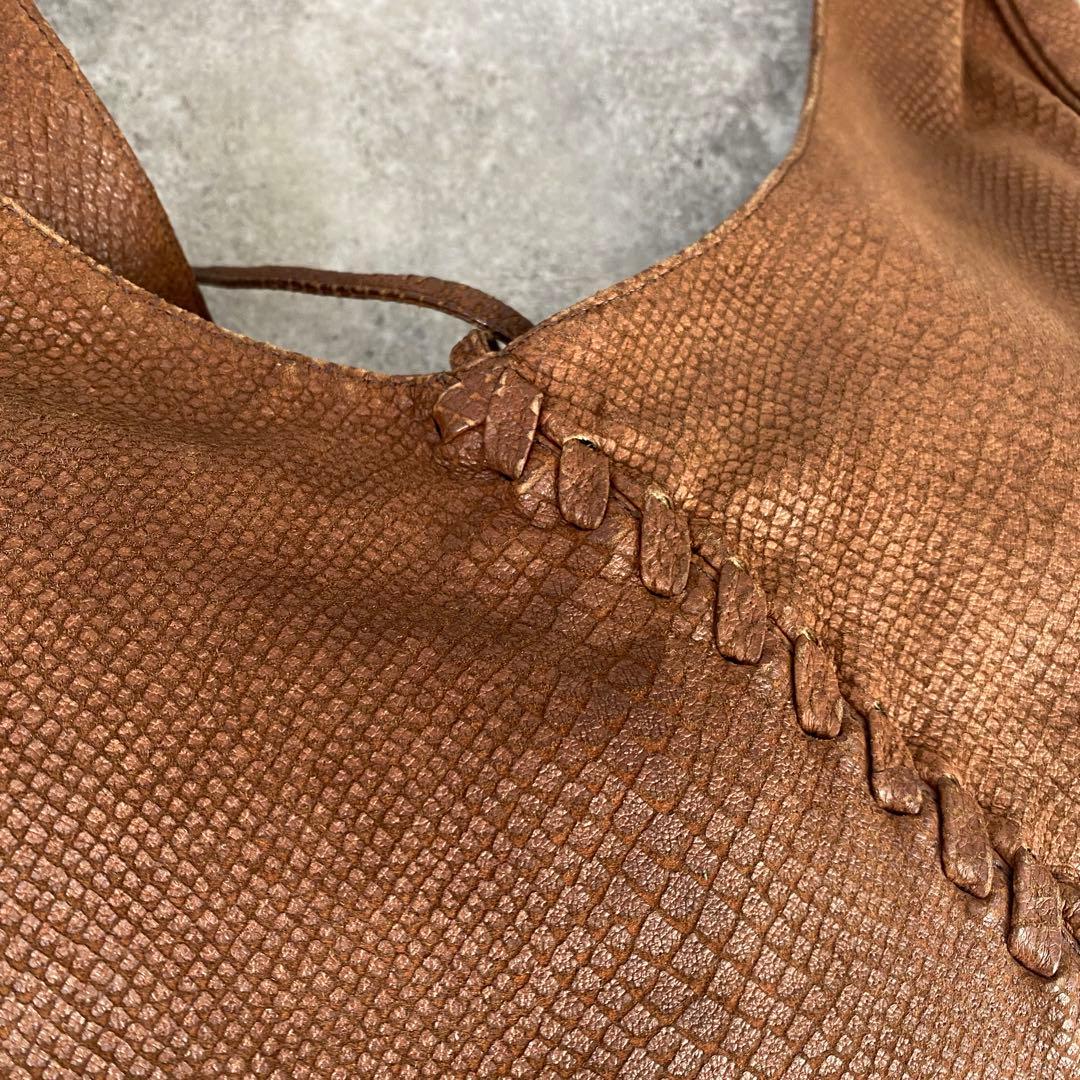 イッセイミヤケ パイソン型押し レザー ショルダーバッグ ワンショルダー