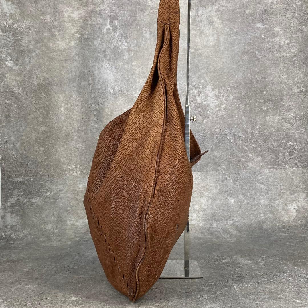 イッセイミヤケ パイソン型押し レザー ショルダーバッグ ワンショルダー
