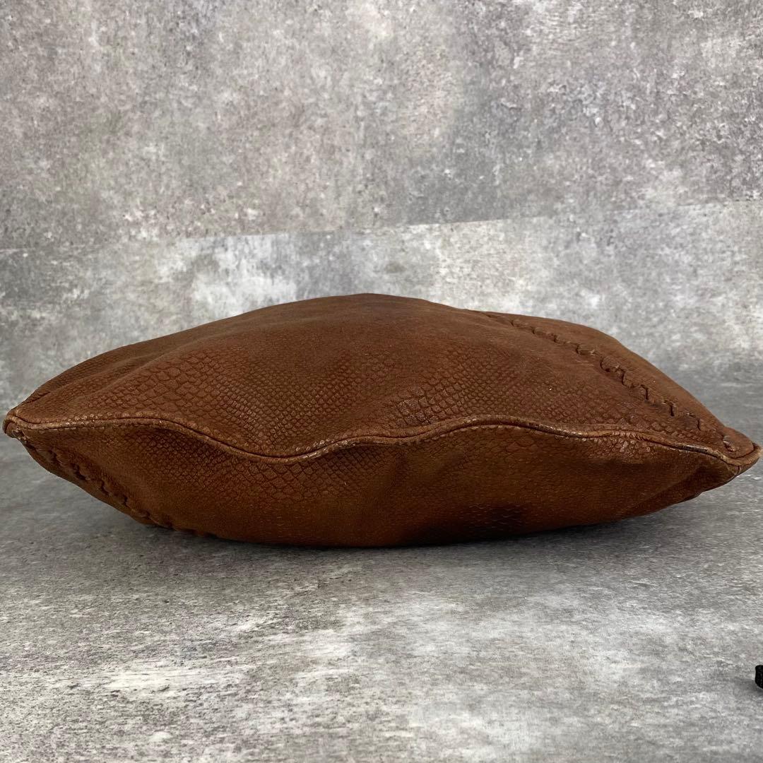 イッセイミヤケ パイソン型押し レザー ショルダーバッグ ワンショルダー