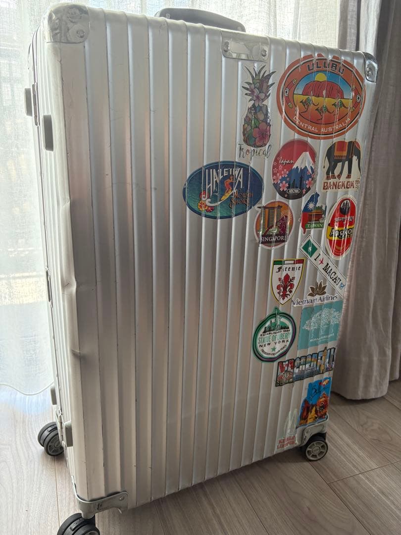 リモワ　クラシックフライトチェックイン　82L