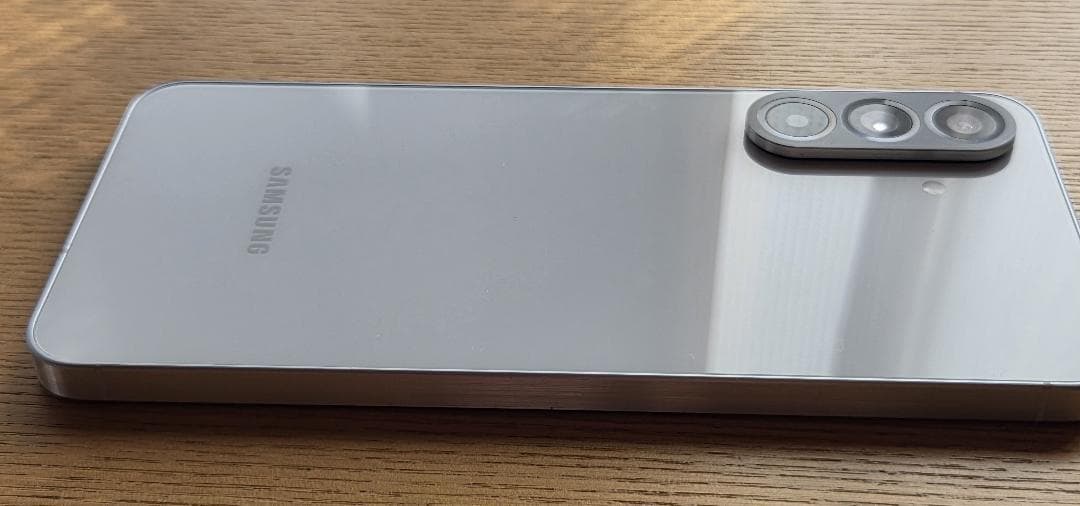 【極美品】Galaxy A56 5G 256GB/12GB おまけ多数