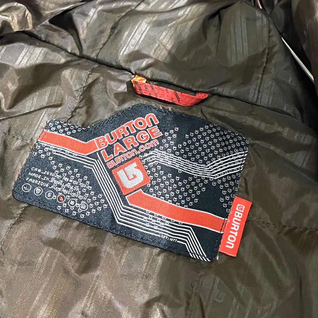 ＢＵＲＴＯＮ　スノーボードウェア　ジャケット　チェック柄　中綿入り　Ｌ　バートン