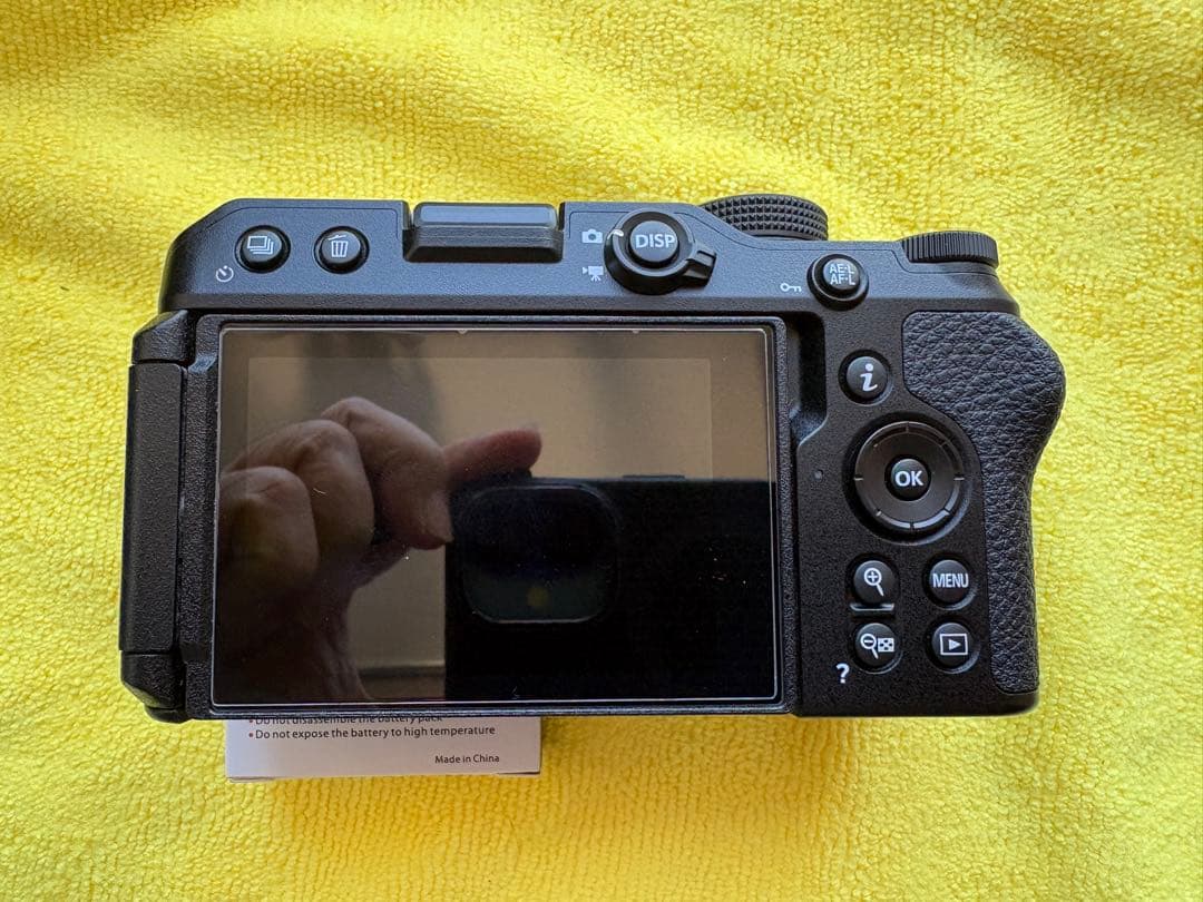 【極上】Nikon Z 30 DX 16-50 Kit S数822枚 付属品多数