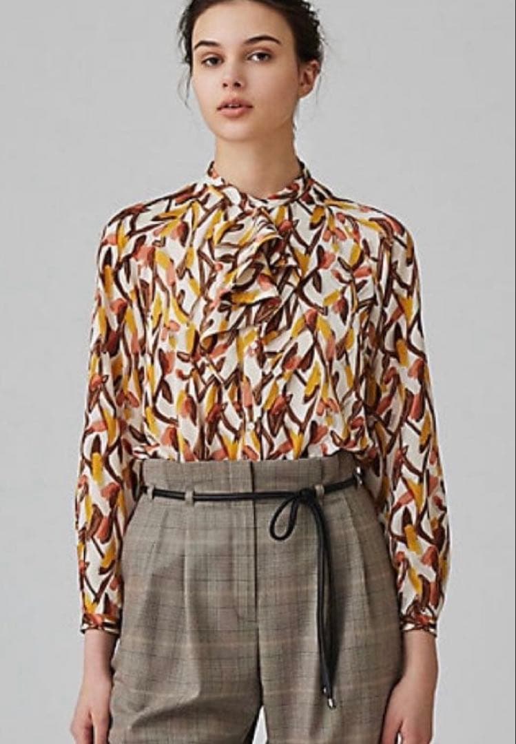 TOMORROWLAND ボウタイブラウス