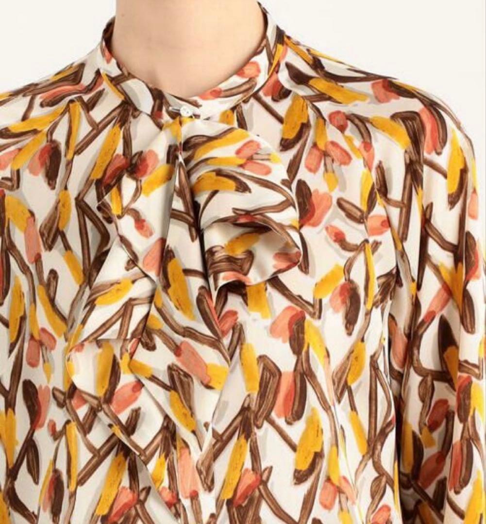 TOMORROWLAND ボウタイブラウス