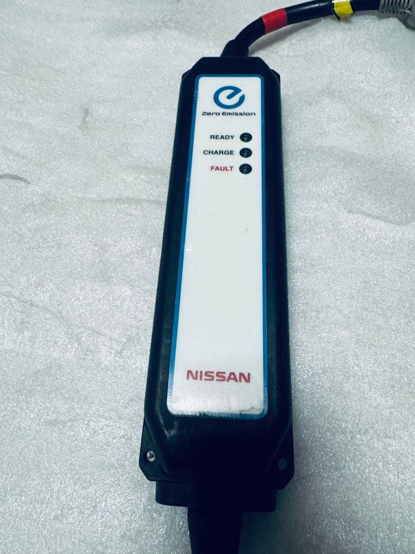 日産リーフ充電ケーブル 3NK5E 165