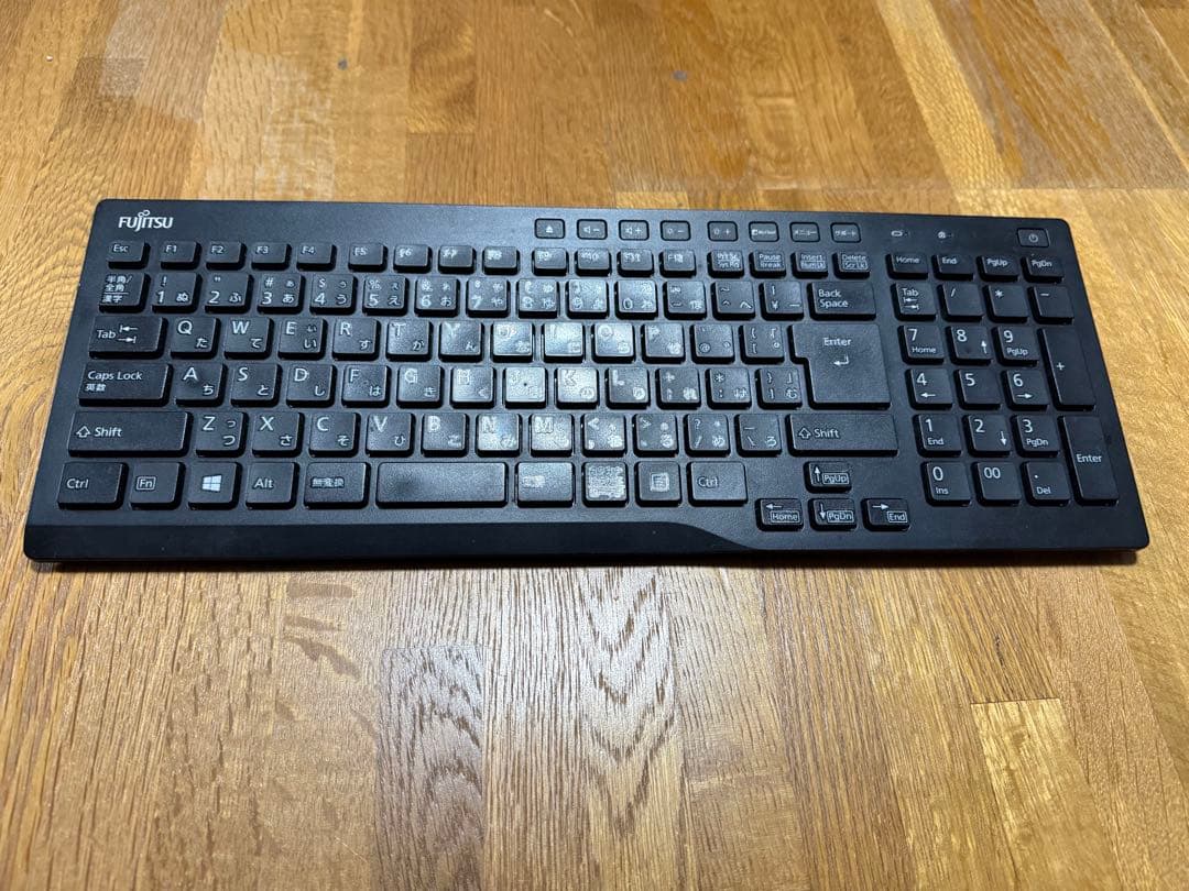 富士通 ESPRIMO WF1/X