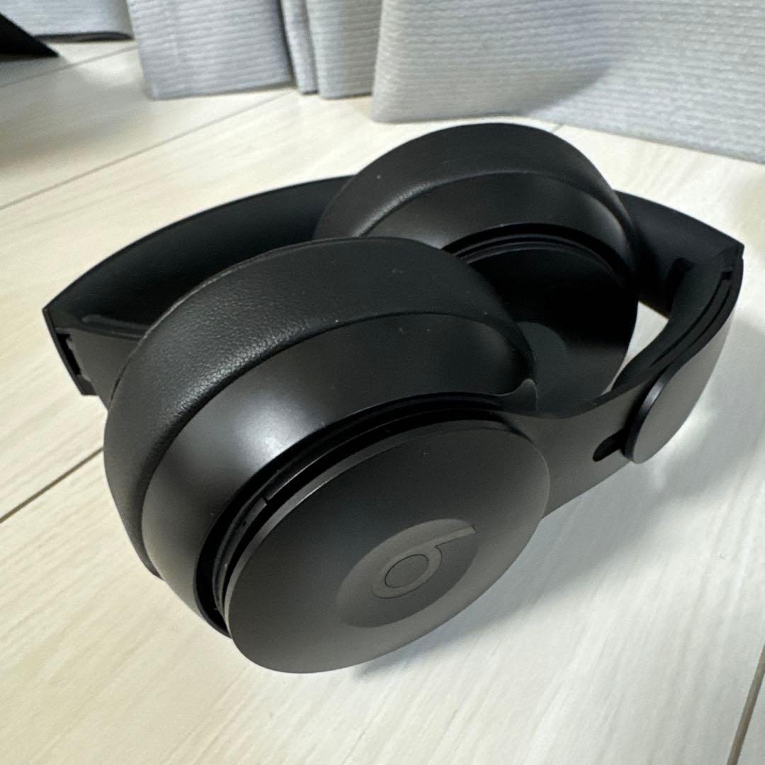 Beats SOLO PRO ワイヤレスヘッドホン ブラック