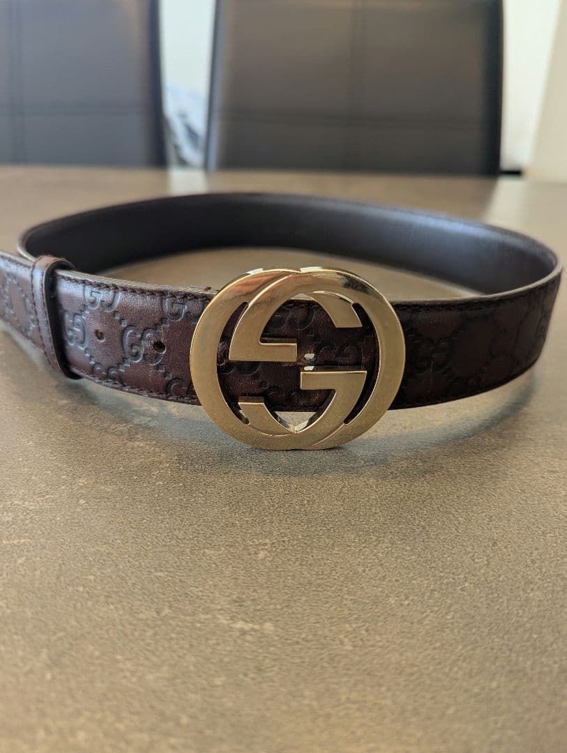 GUCCI ブラウン GGパターン ベルト 裏まで綺麗な革がポイント