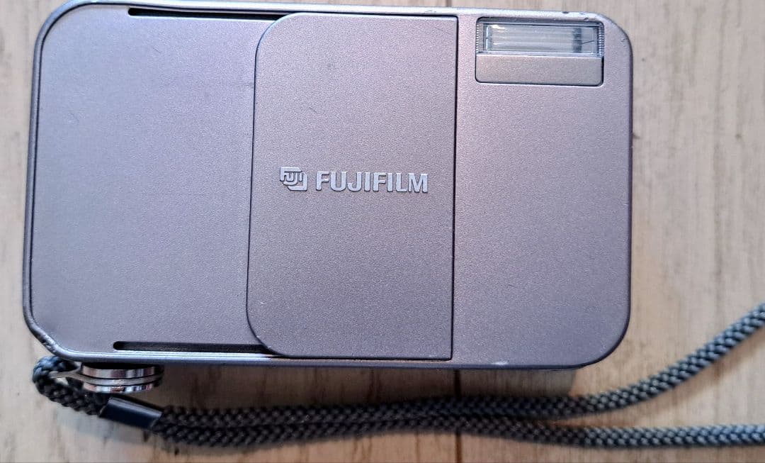 フジフイルムカルディアミニティアラフィルムコンパクトカメラ