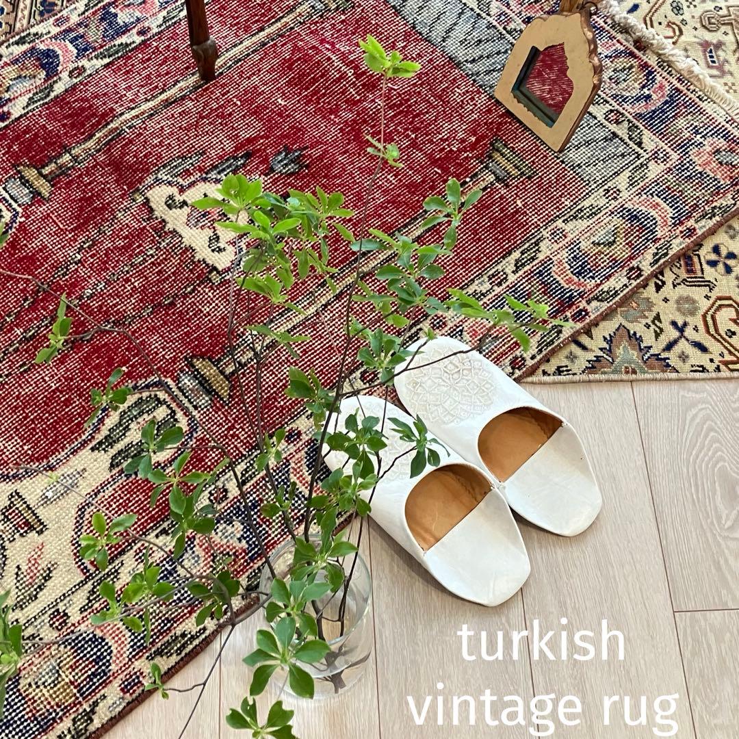 アート✳︎塔✳︎74×130 シャンデリア　レッド　ブルー　トルコヴィンテージラグ