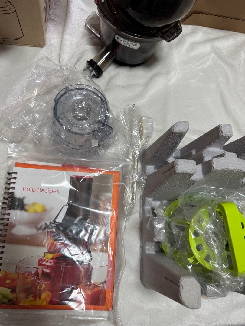 未使用級 Kuvings （クビンス）ホールスロージューサー JSG-30