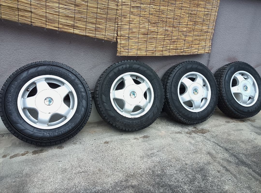 145R12 6PR LT・スタッドレスタイヤ・アルミホイール・2本のみ・1/2