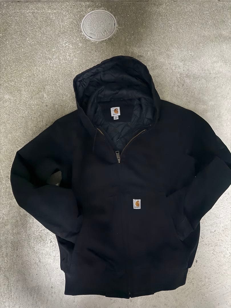 Carhartt ブラック フード付きジャケット