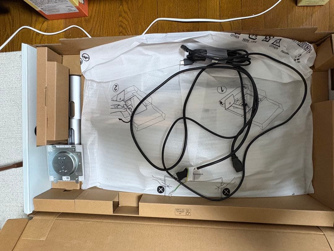 DELL 曲面4Kモニター s3221qs