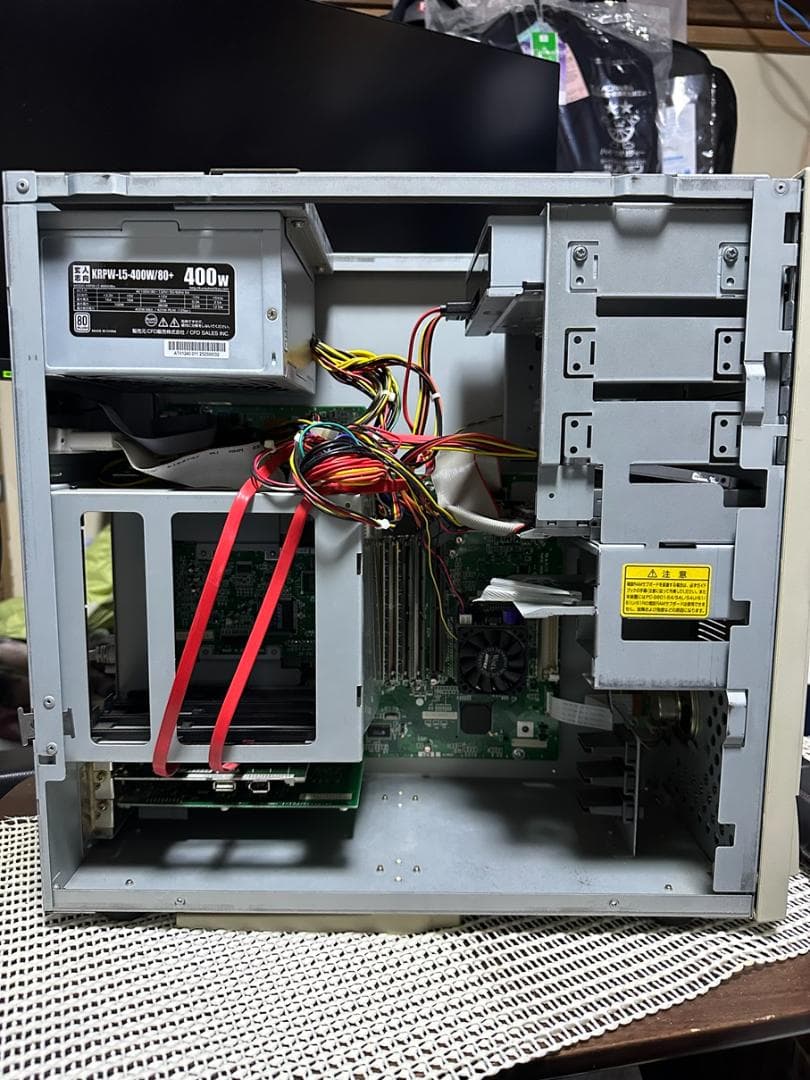 NEC PC-9821 Xv13/W16 動作品　外装傷あり　ジャンク扱い