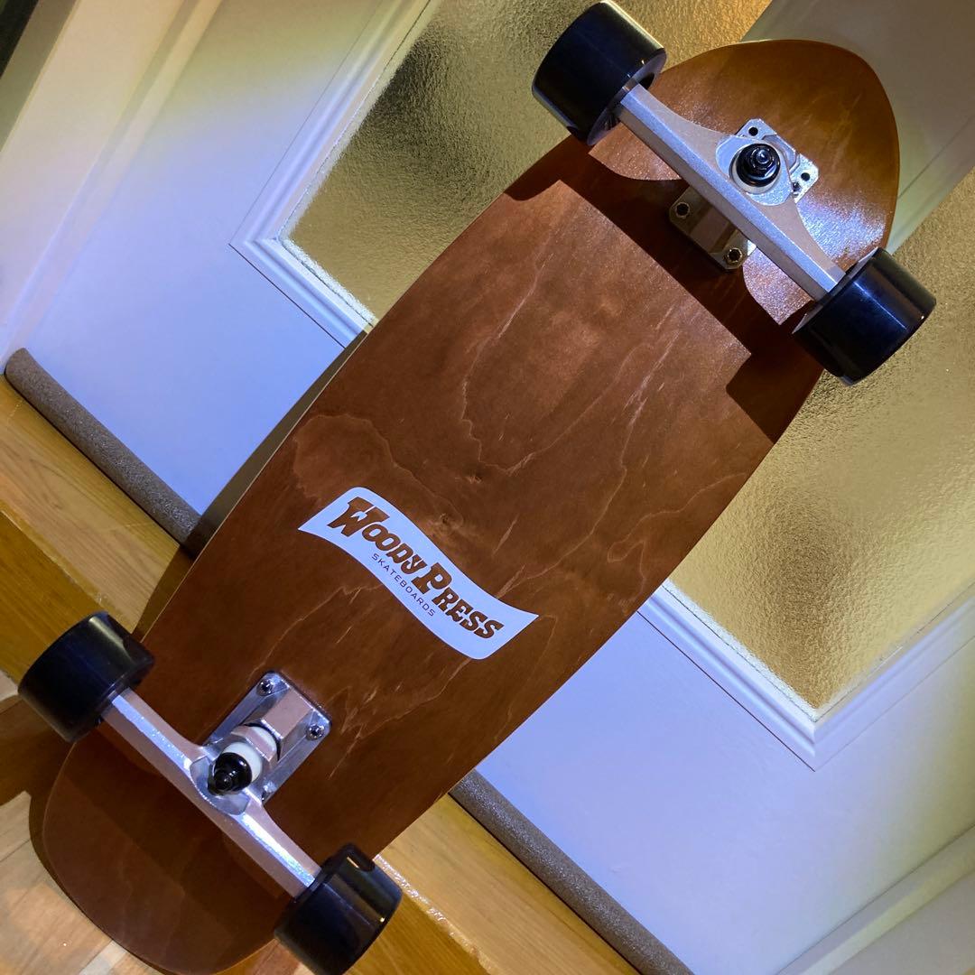 新品　WOODY PRESS 30インチ ブラウン　　カービング