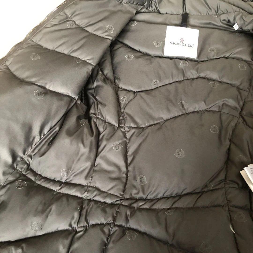 モンクレール　ダウンジャケット　美品