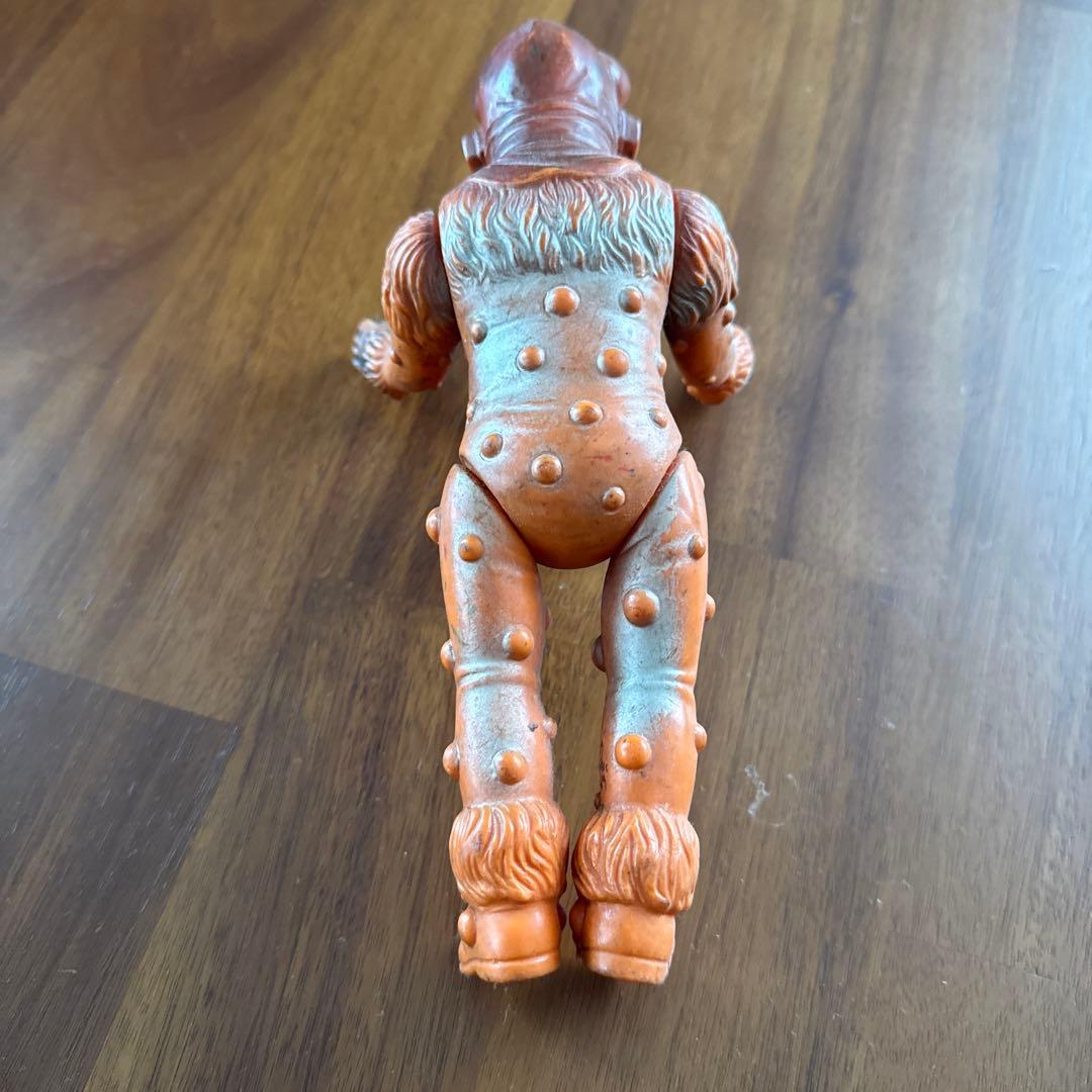 昭和40年代　ソフビ　ナックル星人