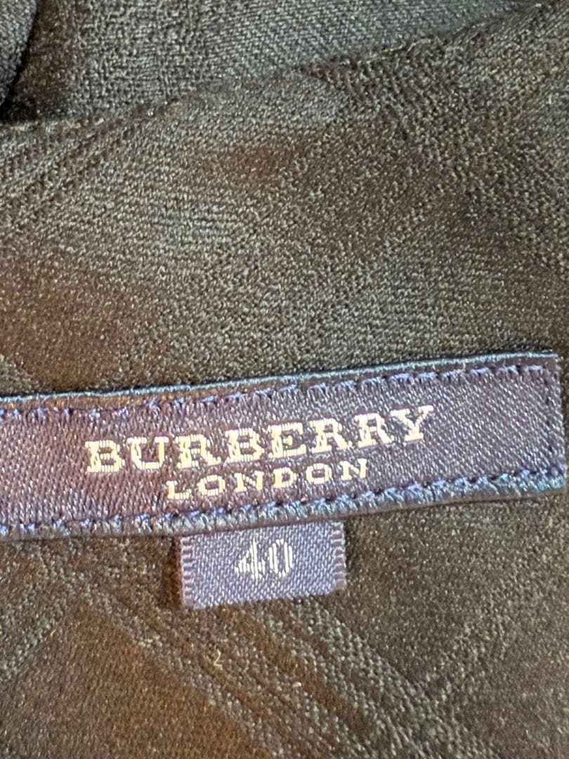 バーバリーのレディース，アンサンブル