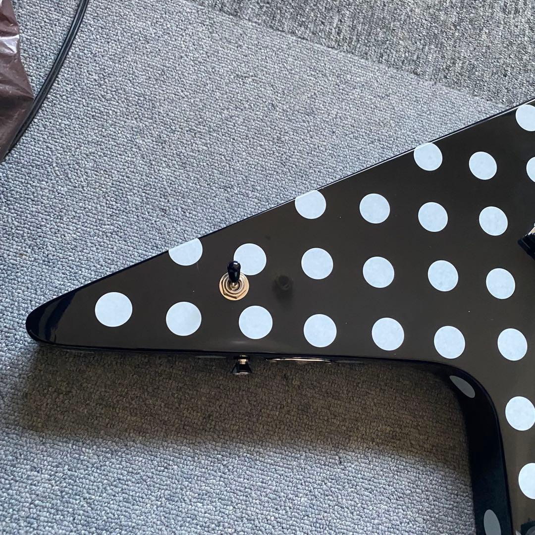 ノーブランド フライングV ポルカドットギター ランディローズ
