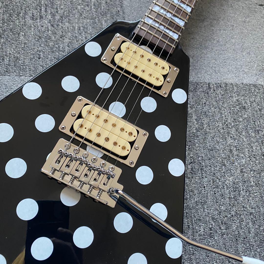 ノーブランド フライングV ポルカドットギター ランディローズ