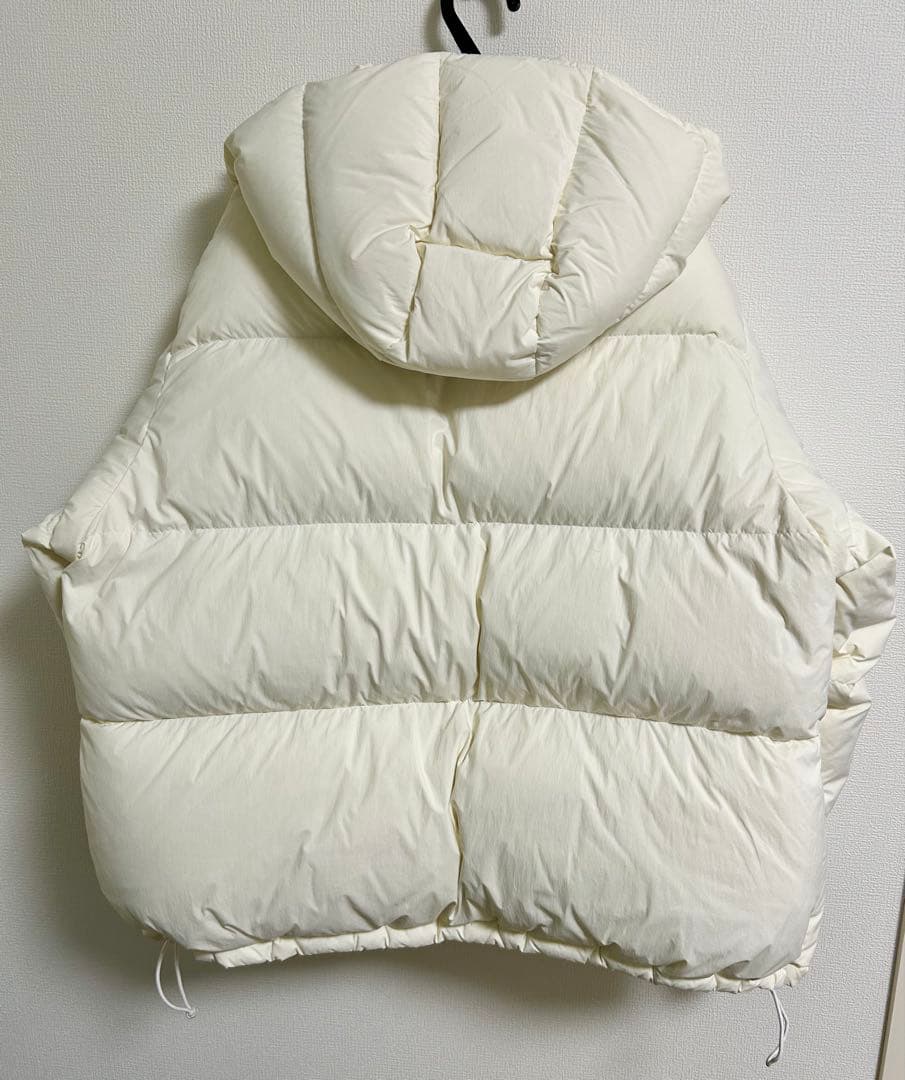 BEAUTY&YOUTH ホワイトショートダウンジャケット