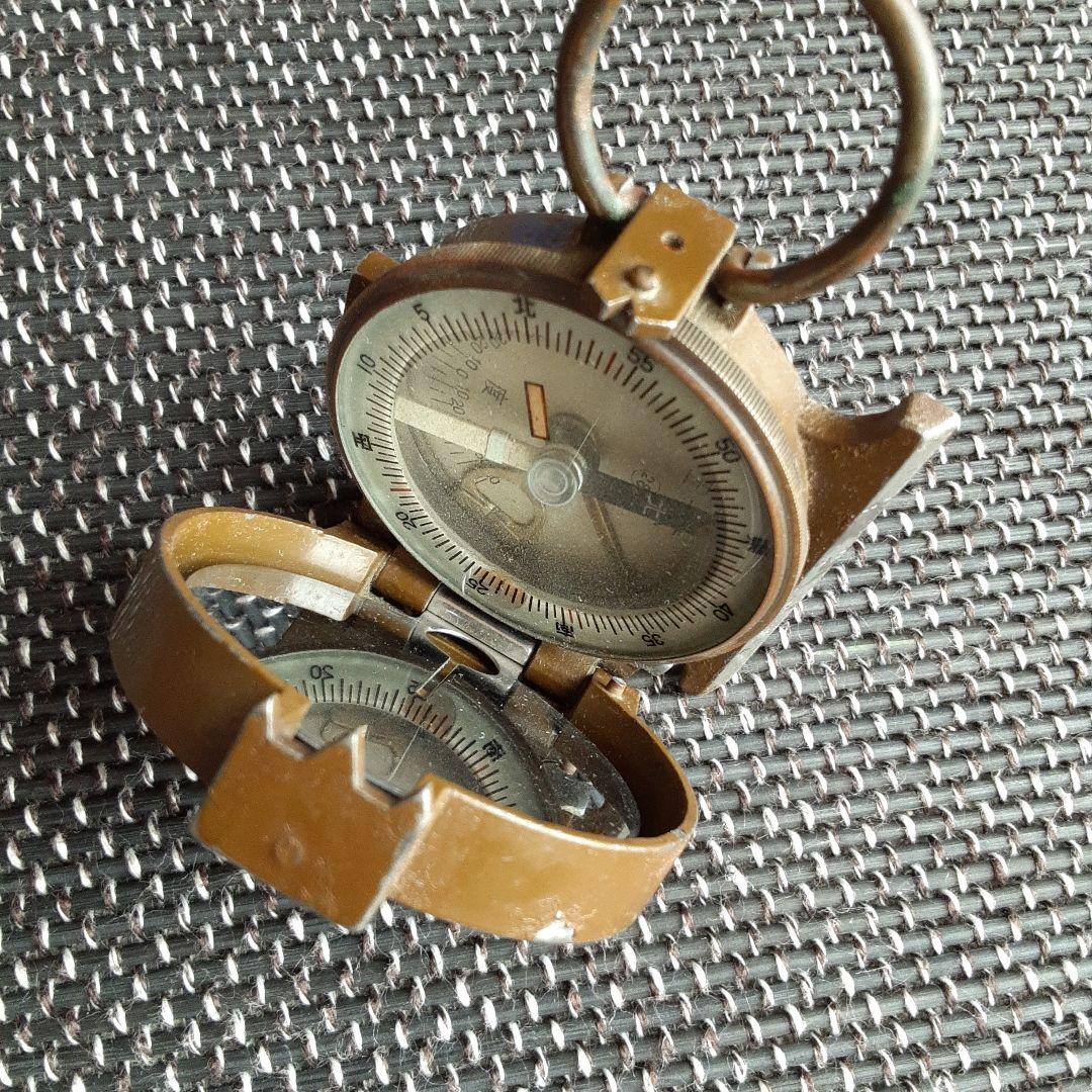 古い日本陸海軍五七式羅針盤/コンパス方位計地図磁石/野外行軍装備/銃武具携帯え