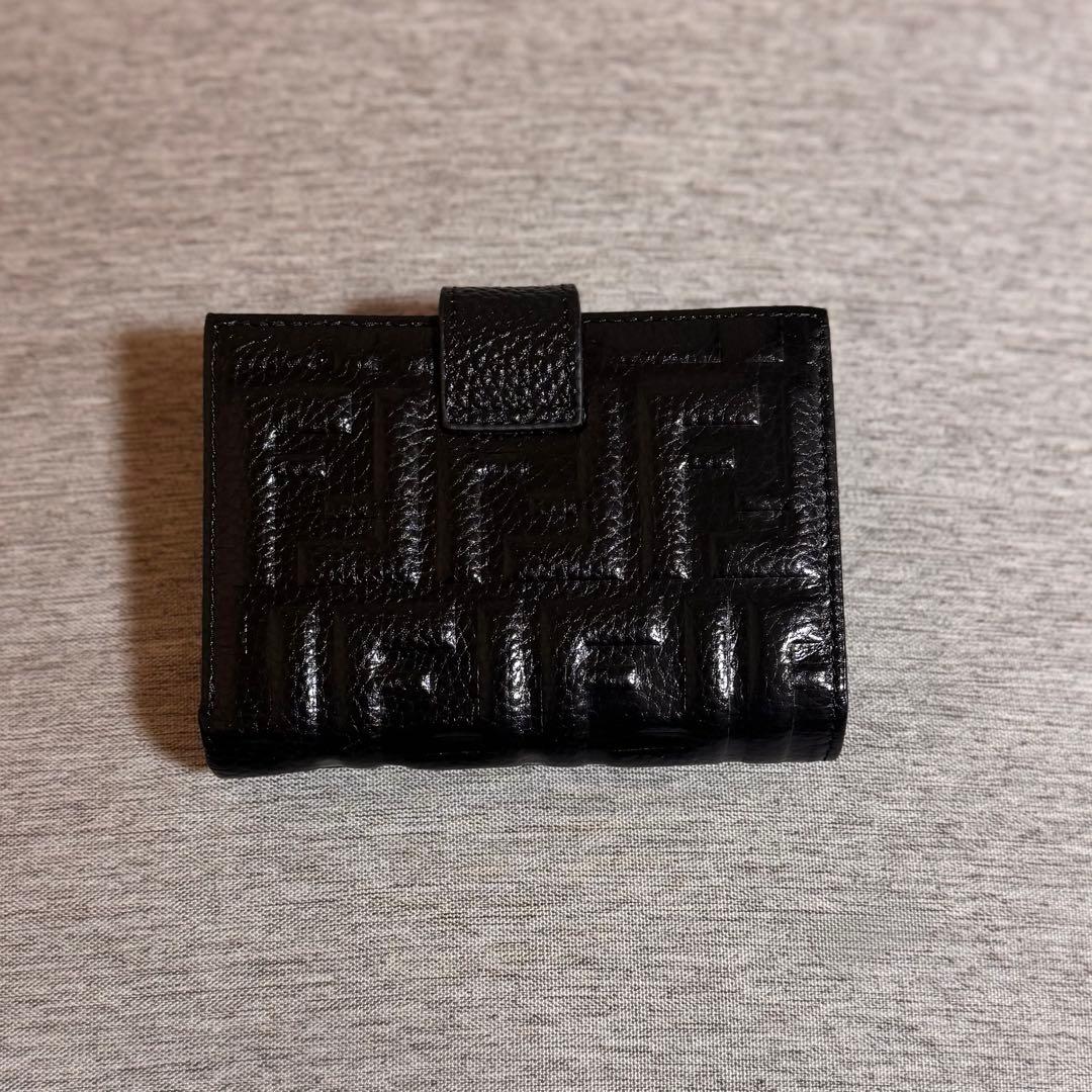 Fendi ブラックレザー 二つ折り財布