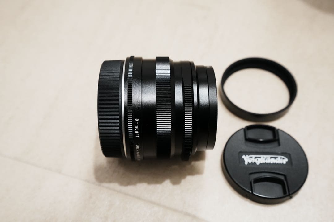 Voigtländer Nokton 23mm f/1.2 Xマウント