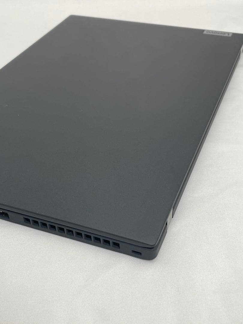 ThinkPad T14s gen2 i5-1145G7 16GB だめ￼4k